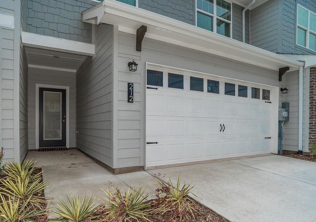 212 Berthe Ct