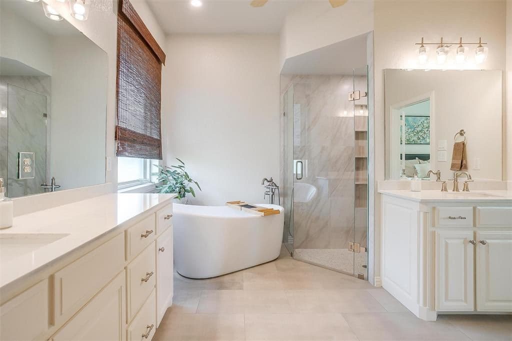 13705 Northwest Ct