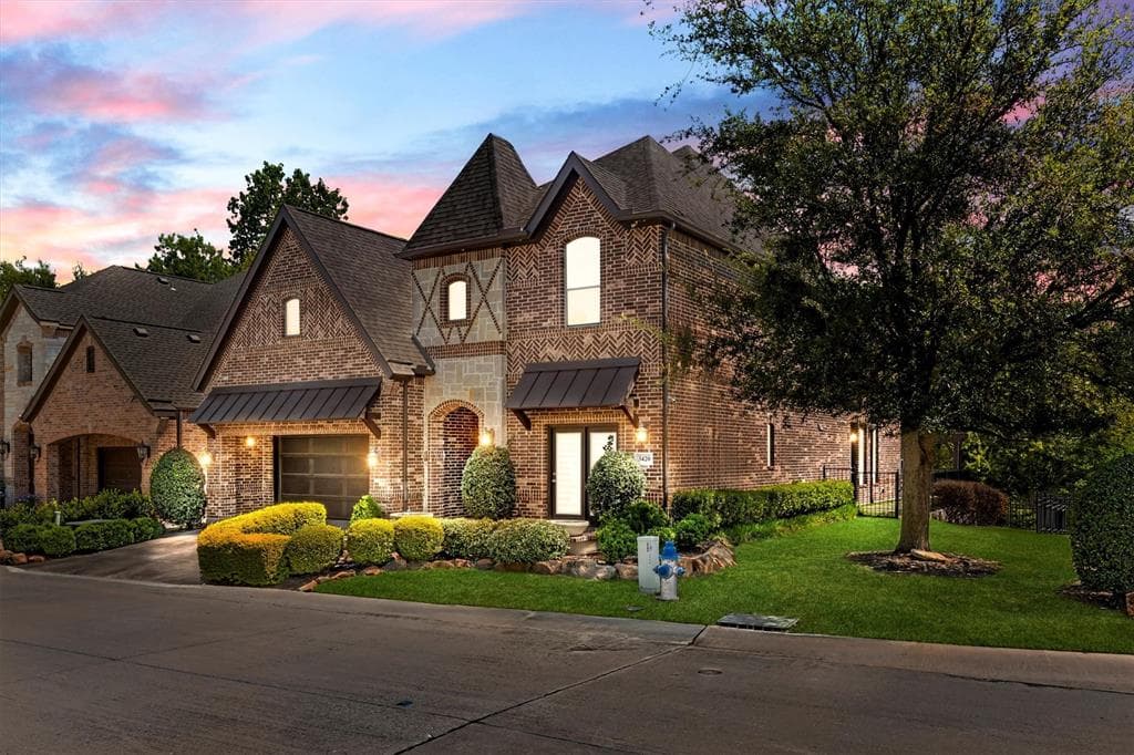 3420 Bridgewater Dr