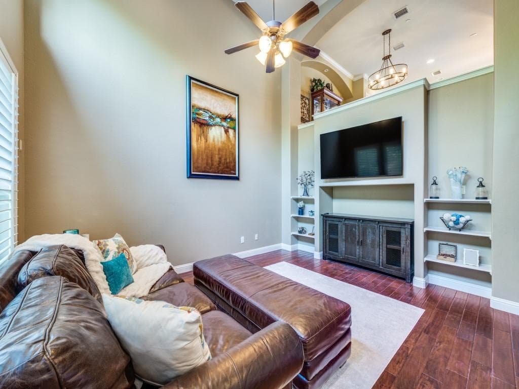 Gallery image 4