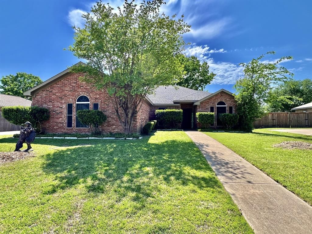 628 Whitetail Deer Ln