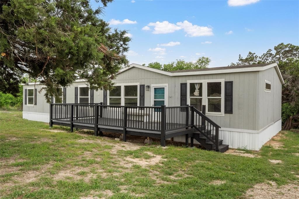 497 Theresa Ln