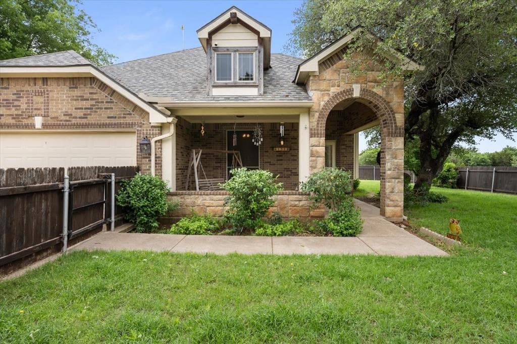 196 Creek Dr