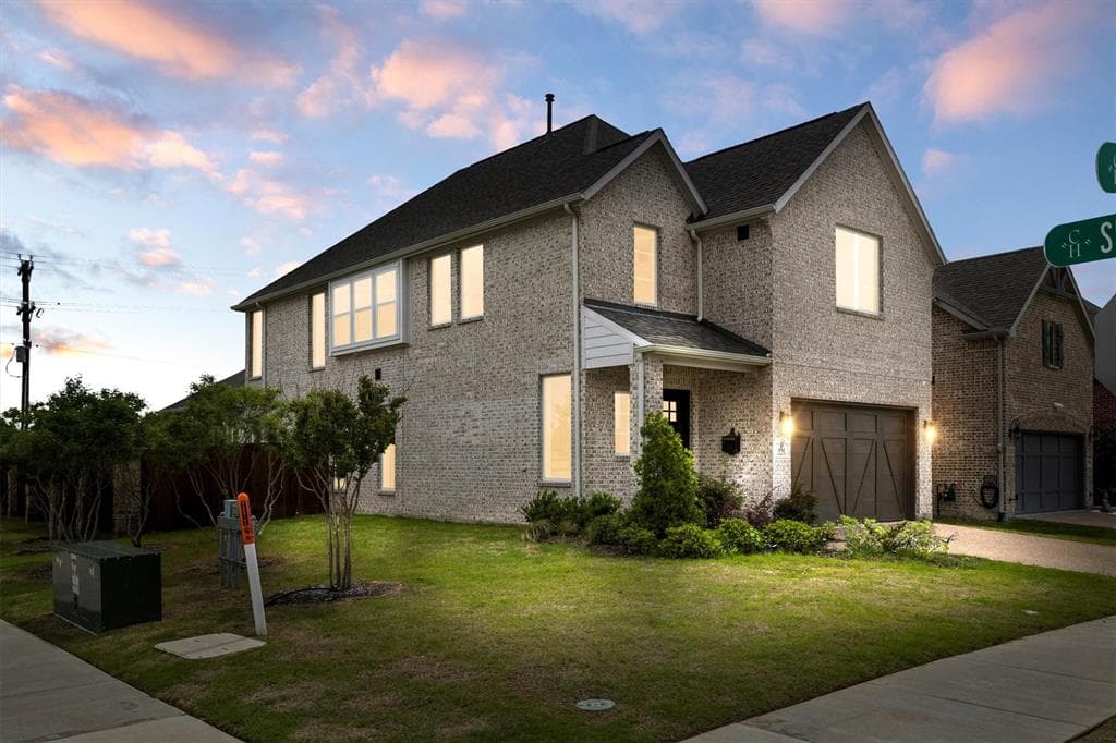 1792 Dartmoor Dr