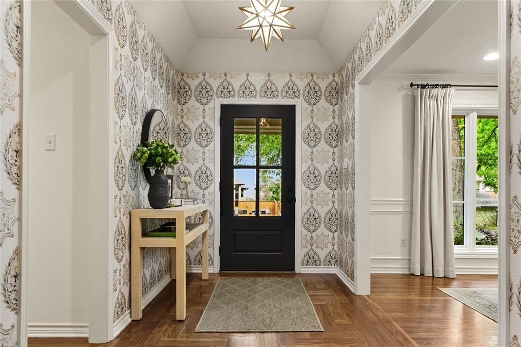 Gallery image 2