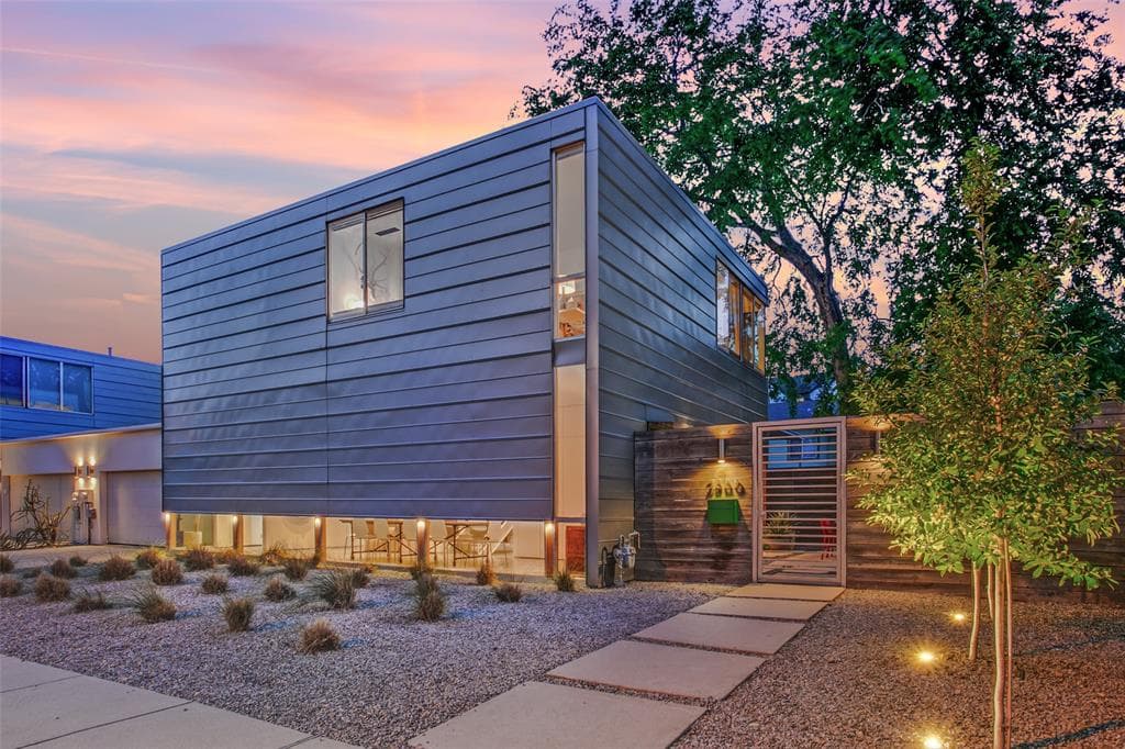 2300 Annex Ave