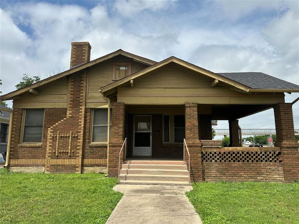 621 E Morningside Dr