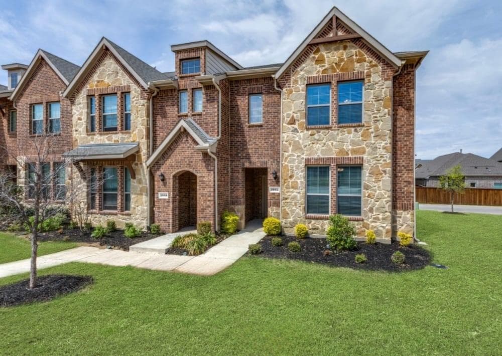 2004 Saddle Way