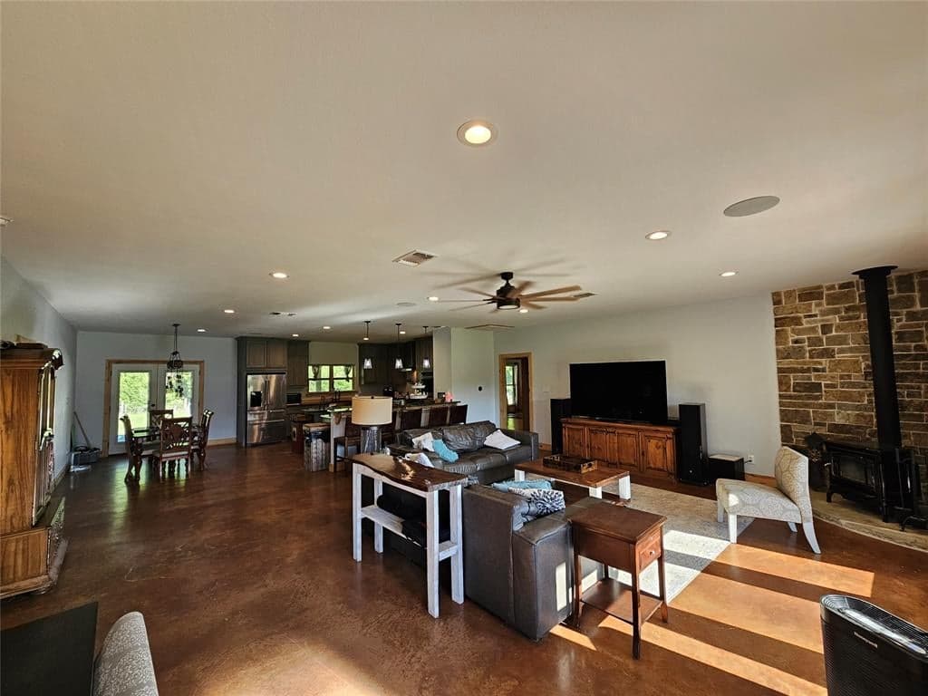 Gallery image 3