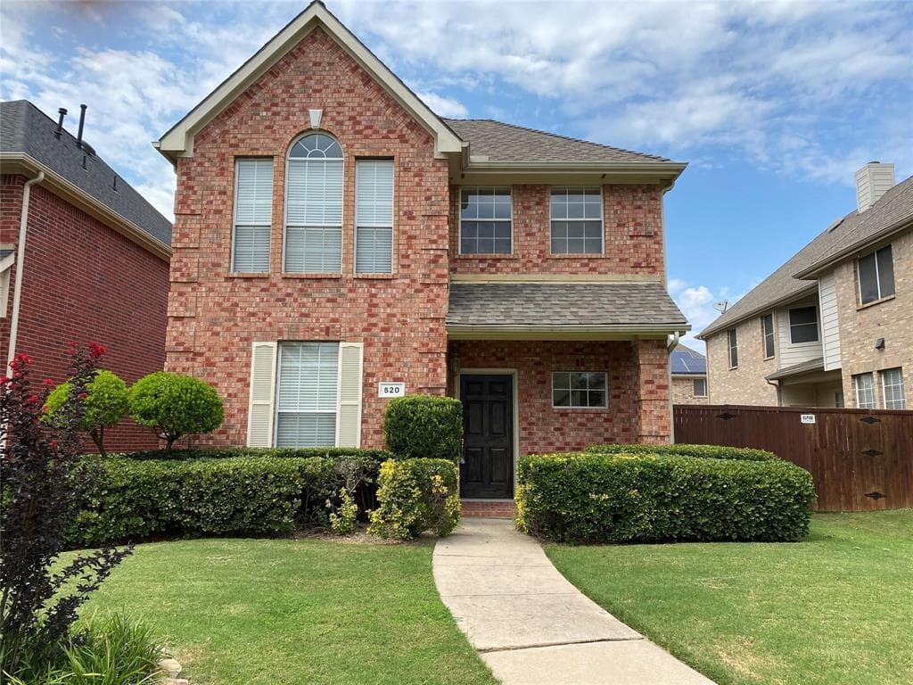520 Hawken Dr