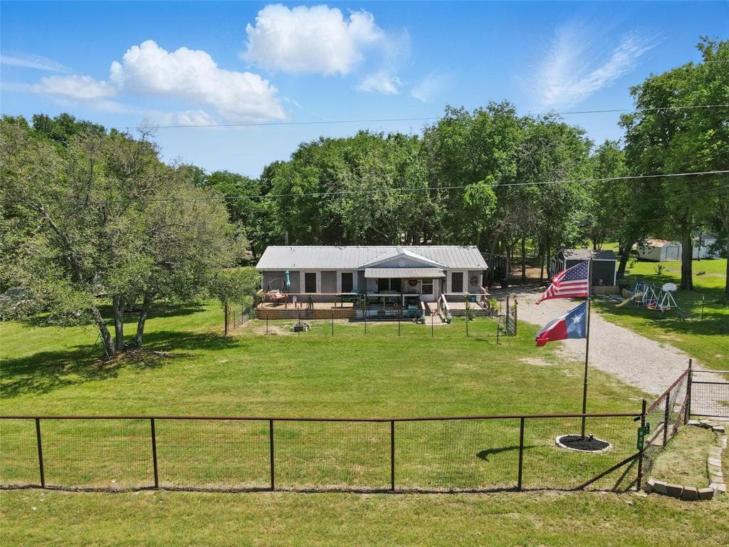 859 New Highland Rd