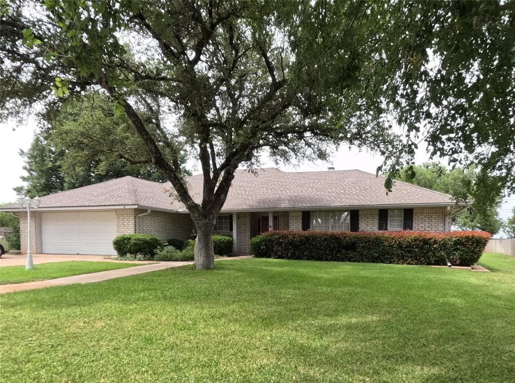 105 Marschall Dr
