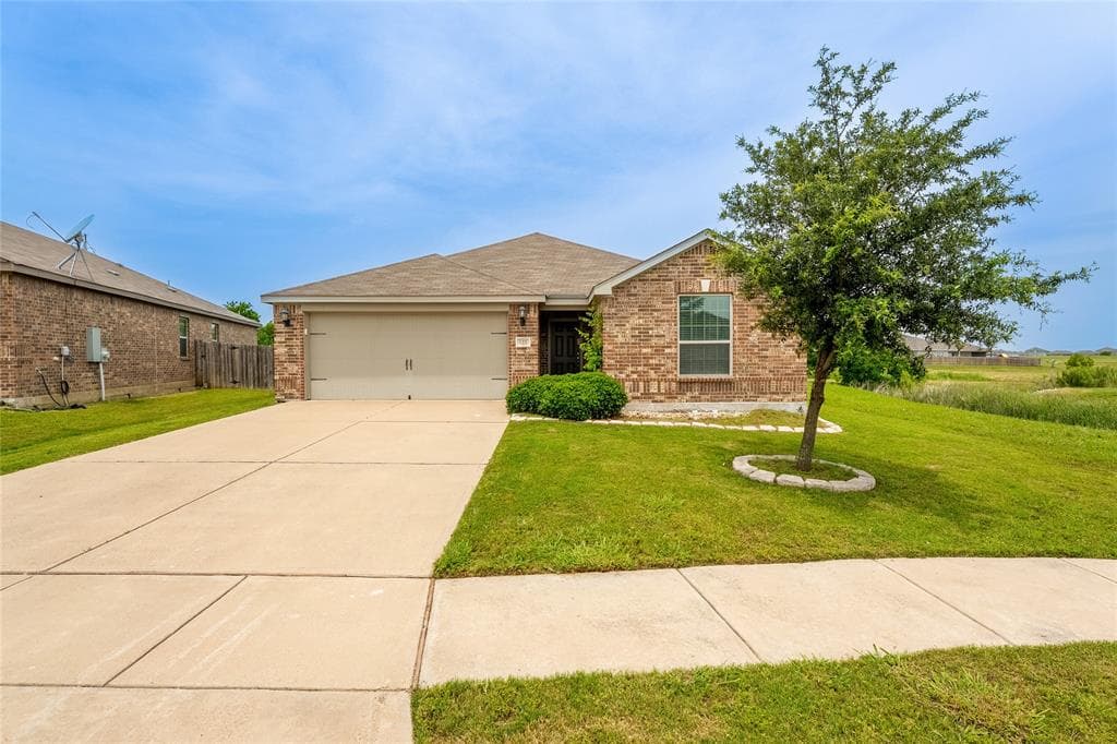 122 Alamo Way