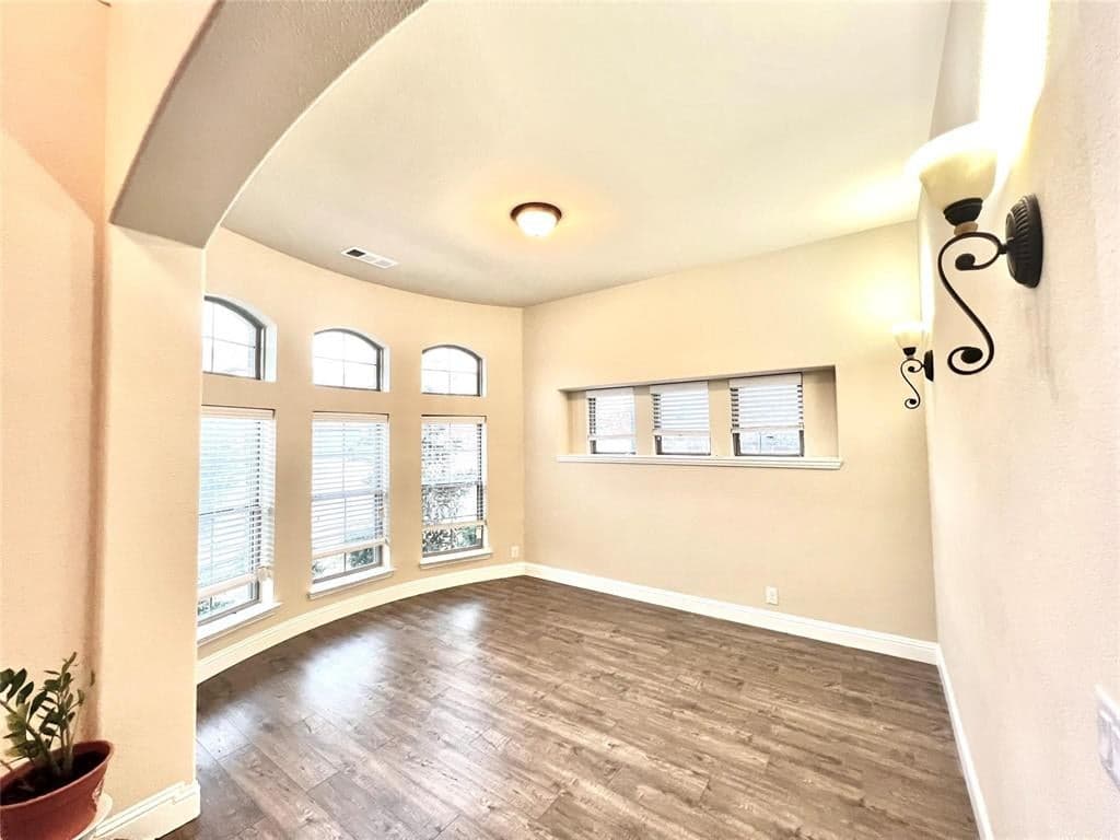 Gallery image 5