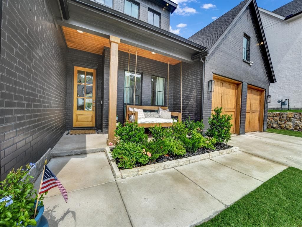 1117 Mountain View Dr