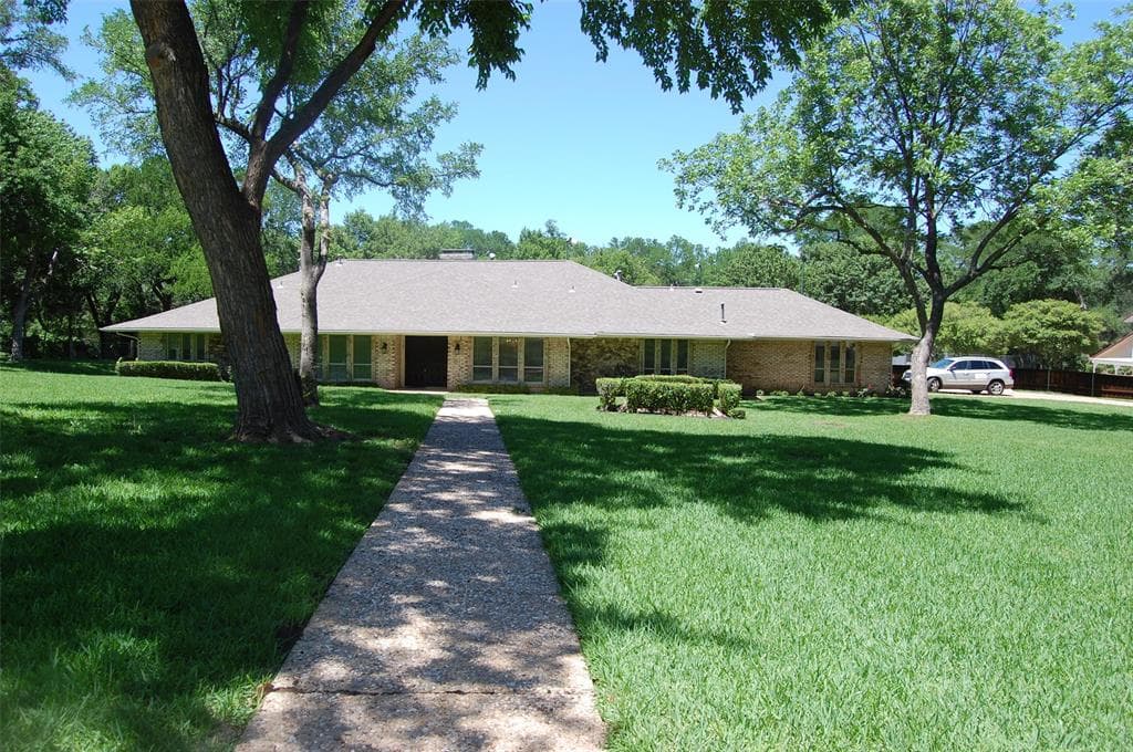 1107 Rock Springs Rd