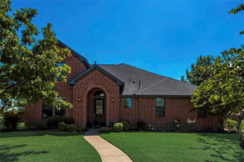 108 Country Lakes Dr