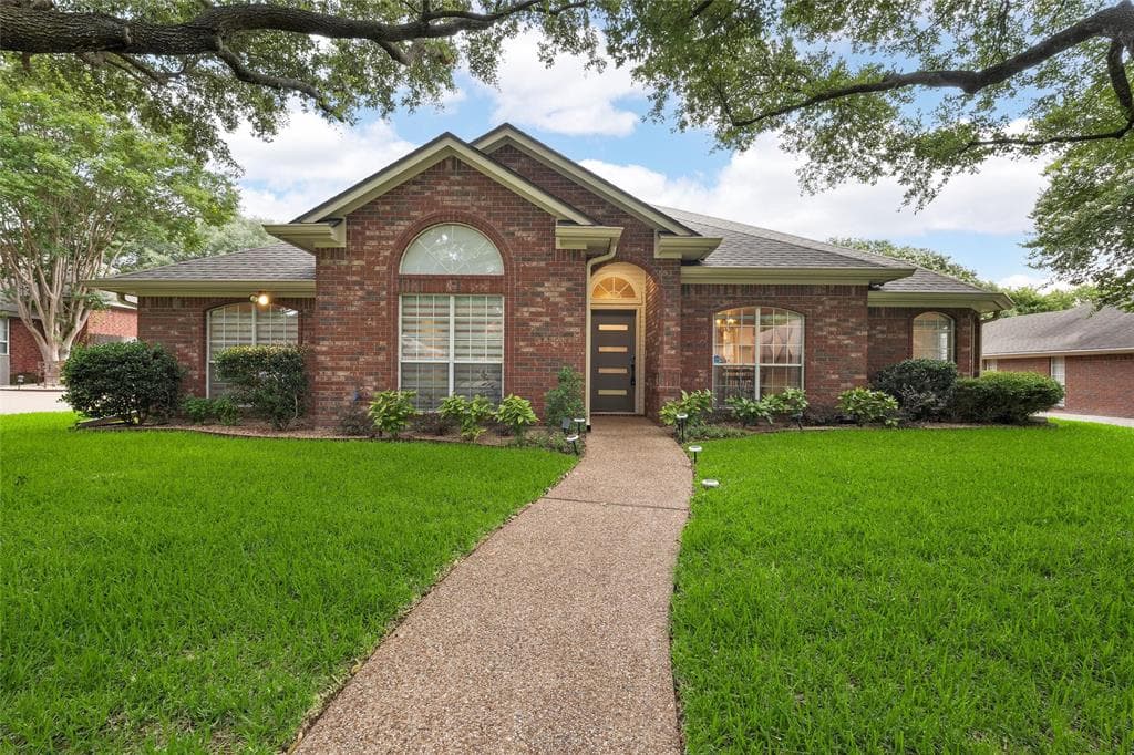 809 Meadow Mountain Dr
