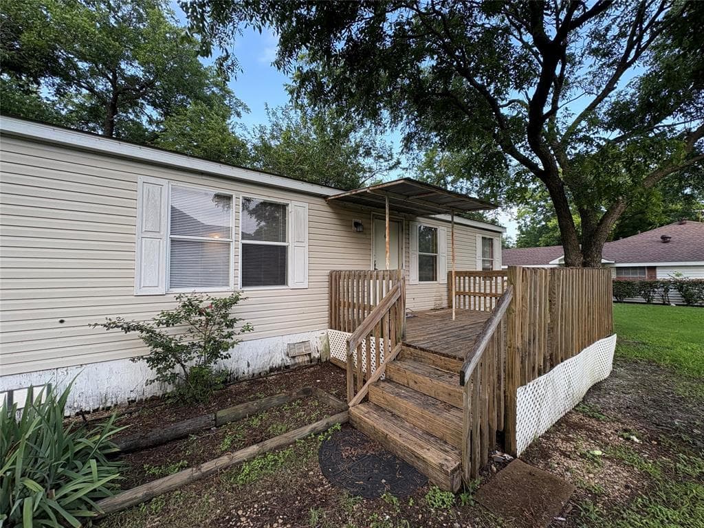 307 W Merritt Ave