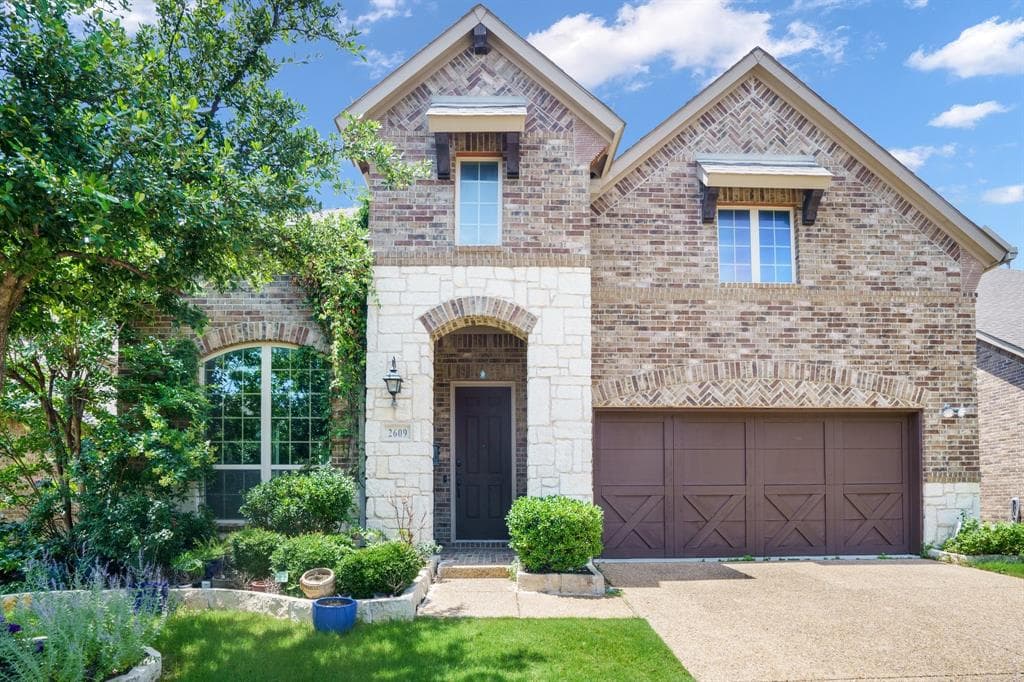 2609 Cole Castle Dr