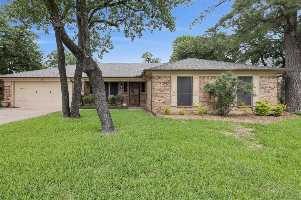 6209 Sierra Ct