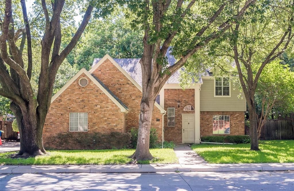 748 Arbor Creek Dr