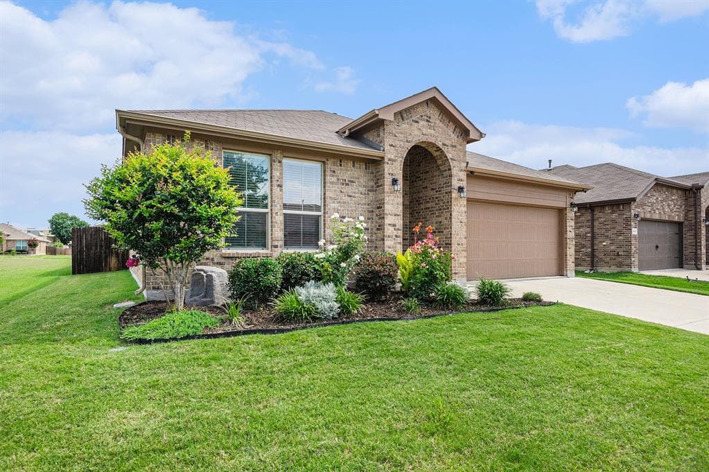 204 Sunken Meadow Ct