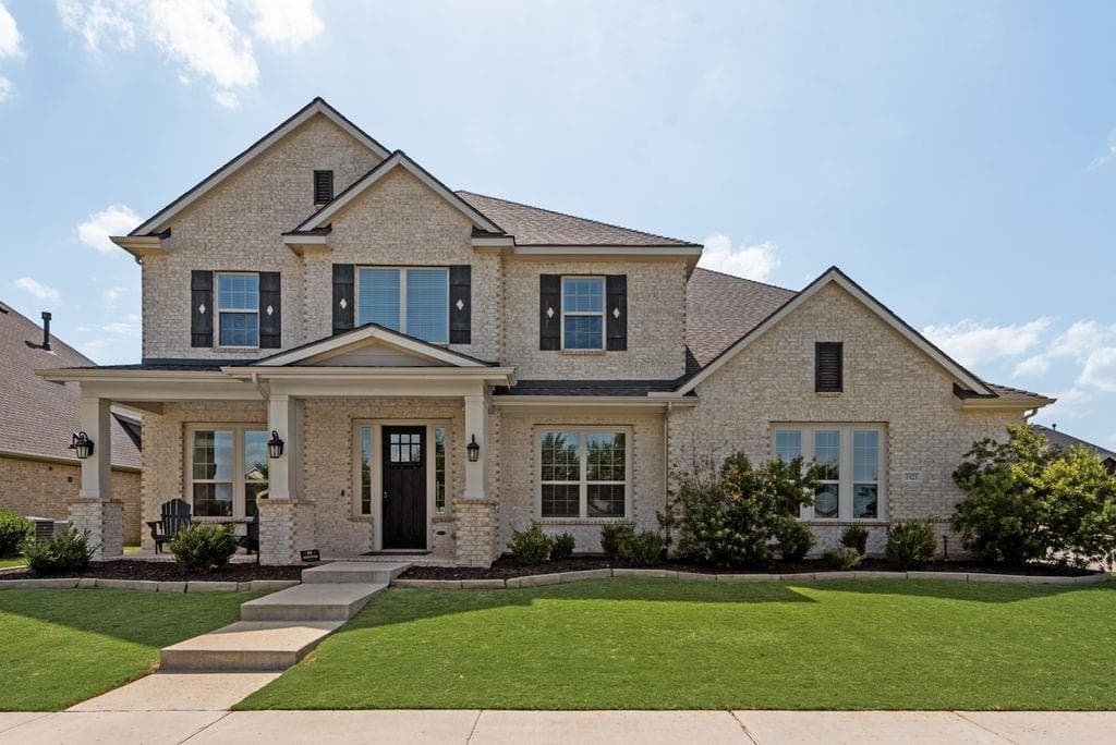 1421 Treeline Dr