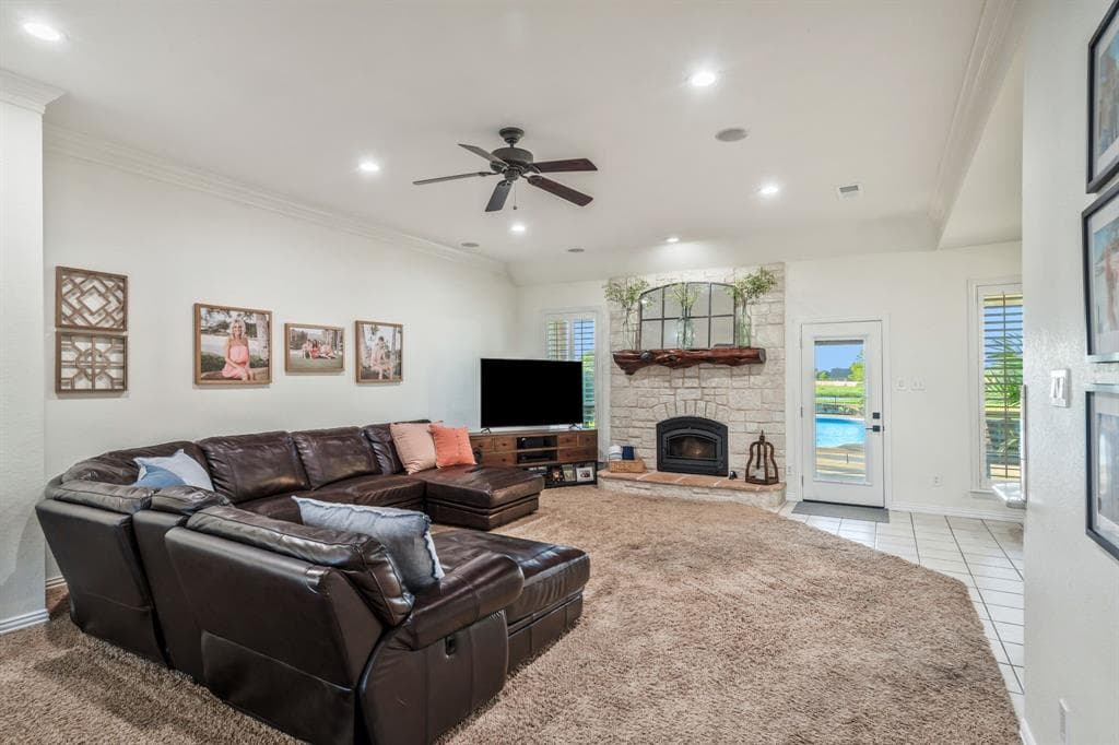 Gallery image 2