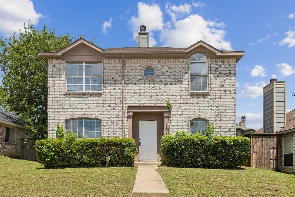 12719 Bluffview Dr