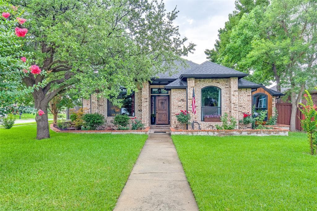 2148 Lavaca Trl