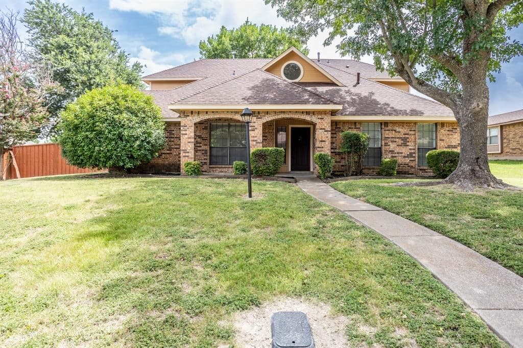 947 Aspen Dr
