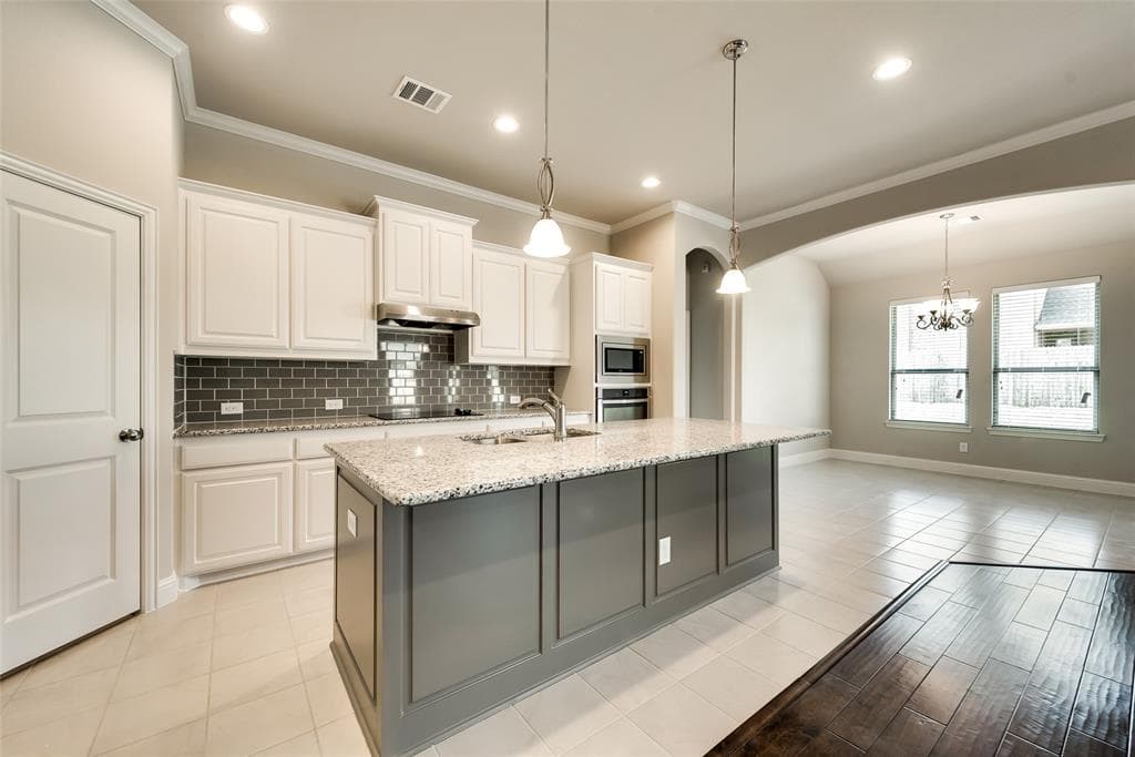 3610 Worthington Dr