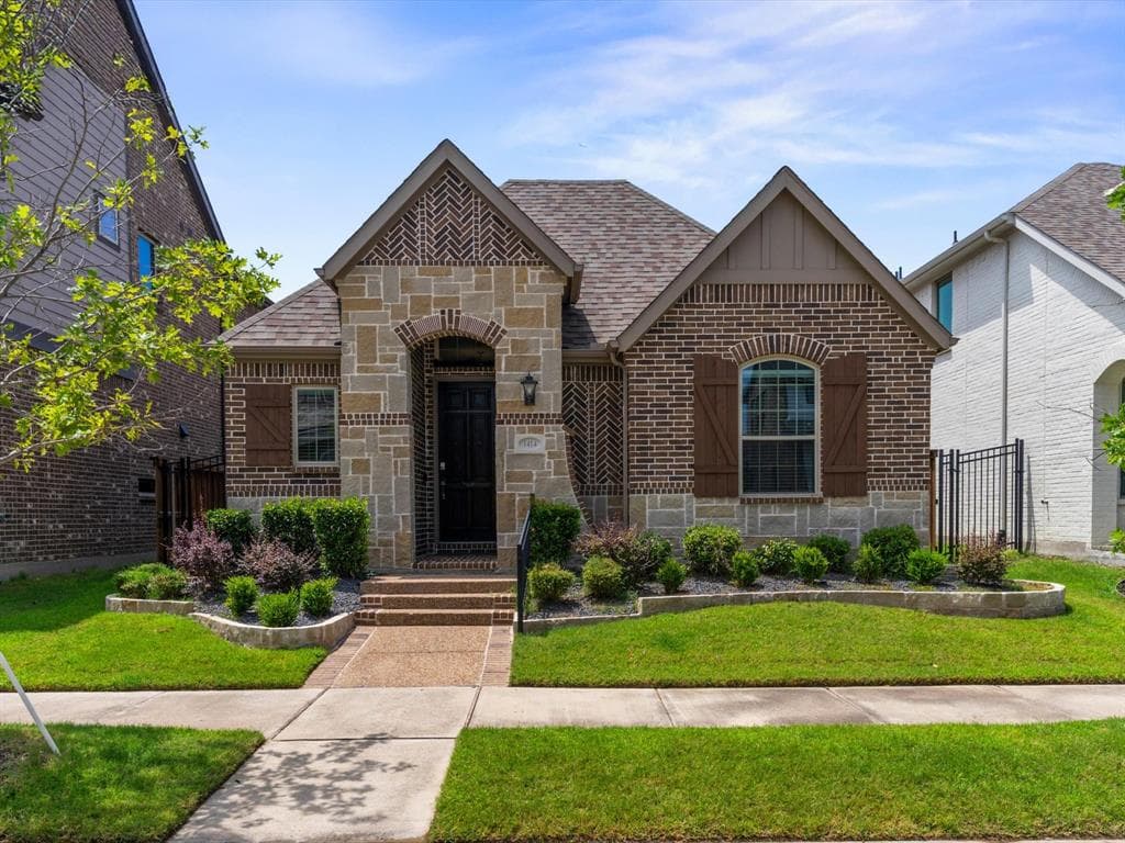 1414 Huntsman Ridge Ln