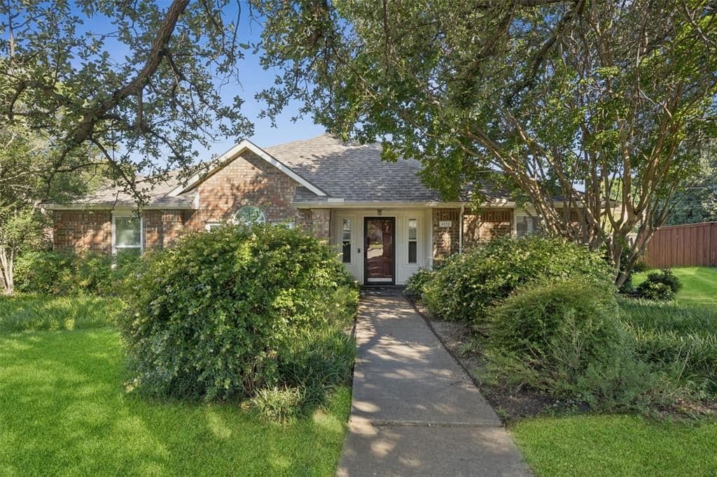 4920 Clover Haven Cir