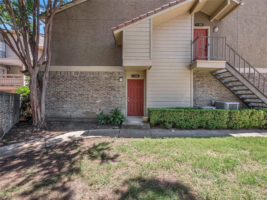 5200 Martel Ave Apt 27b