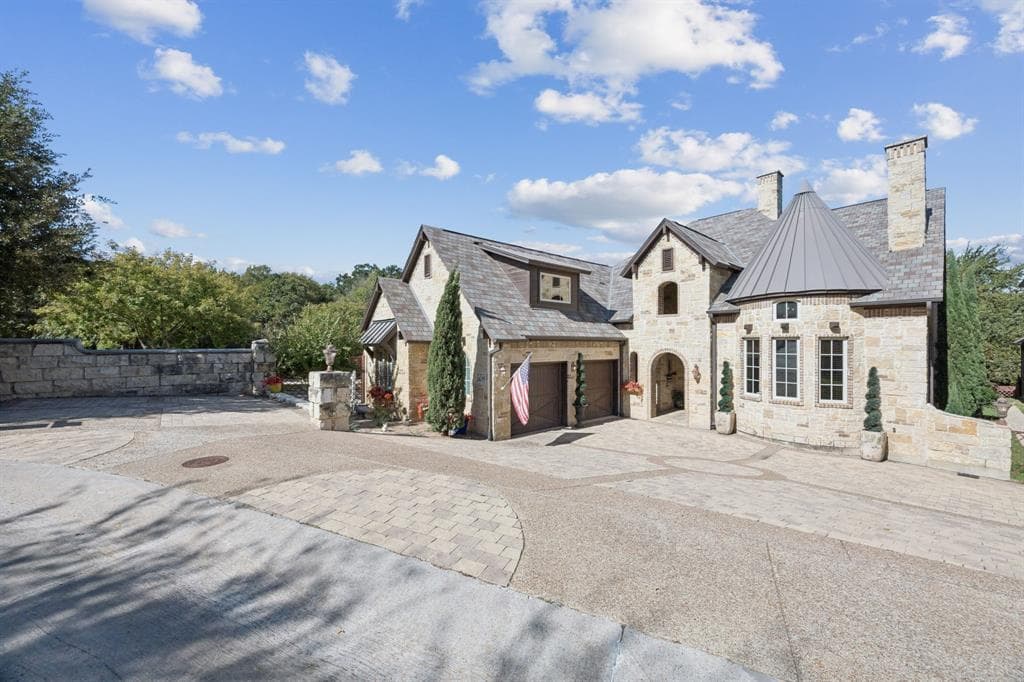 48 Cypress Ct