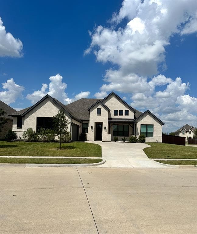 841 Lemmon Ln