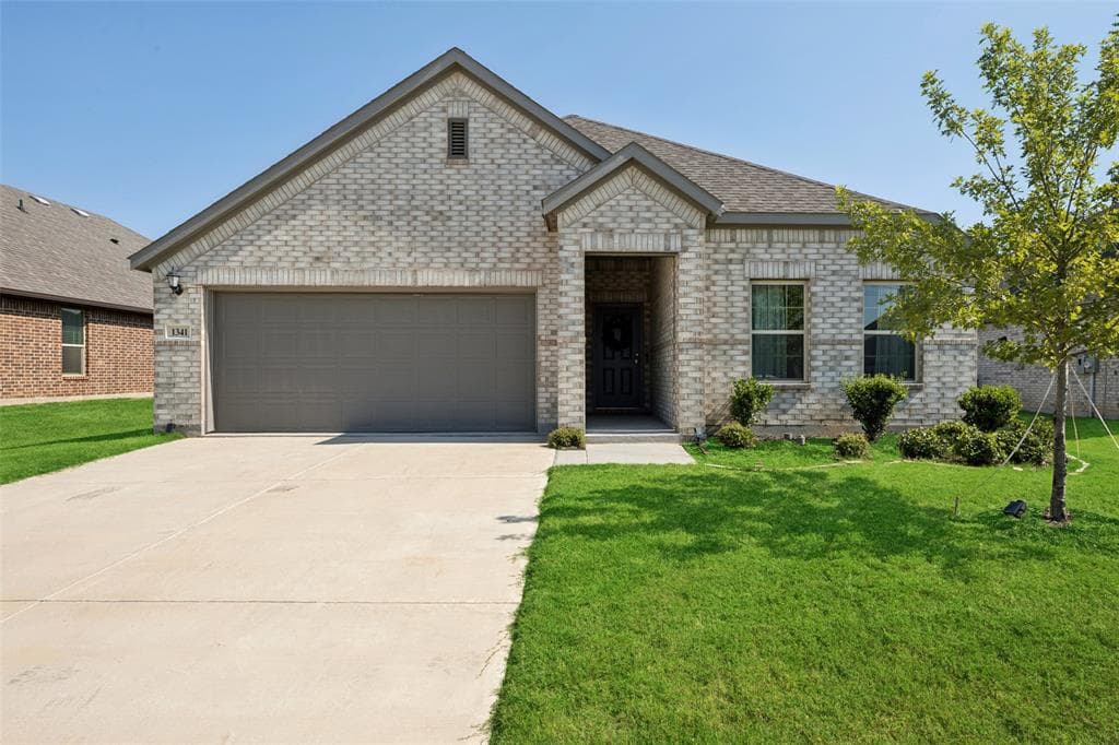 1341 Fox Glen Trl