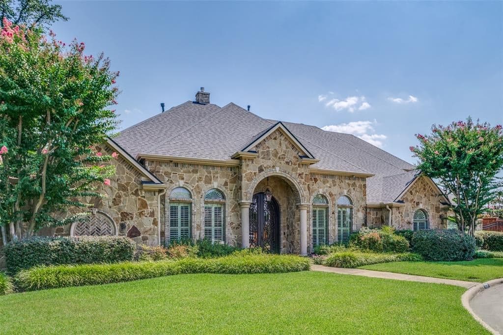 6226 Pemberton Dr