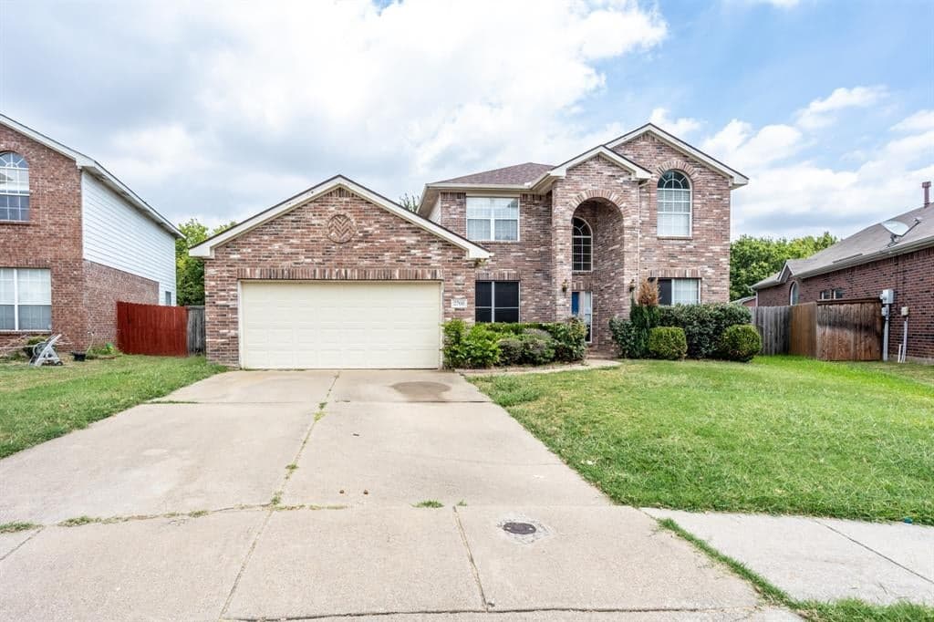 2708 Castlecove Dr