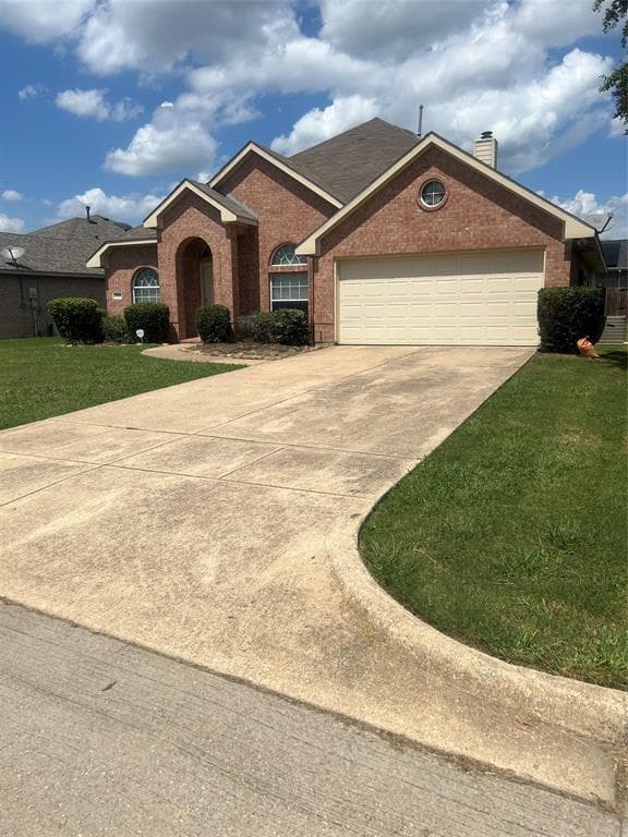 3008 Cantura Dr