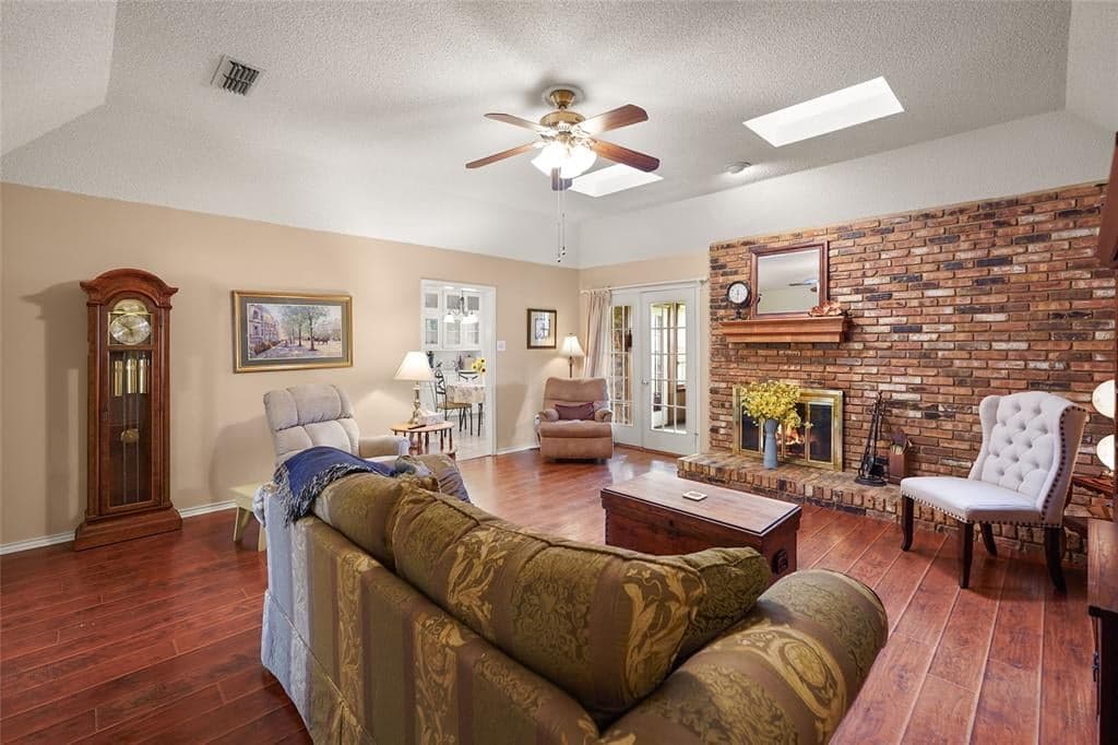 Gallery image 4