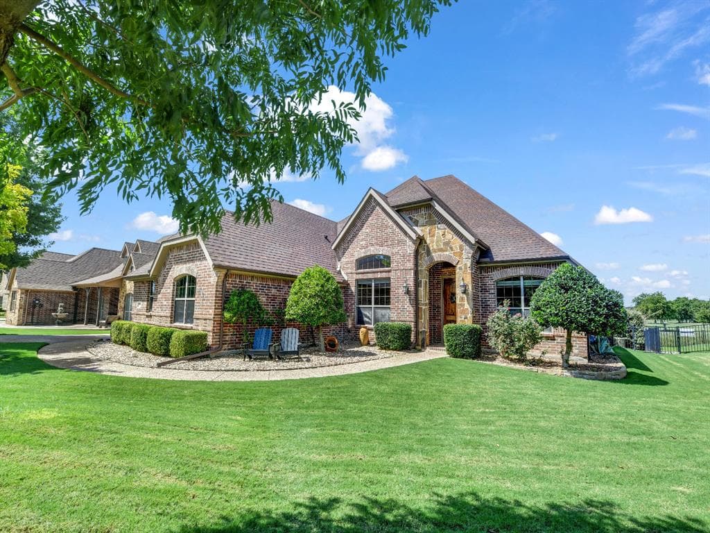 1101 Crown Valley Dr