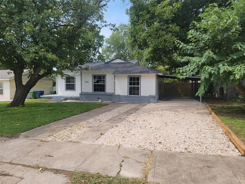 2033 Glendale Dr