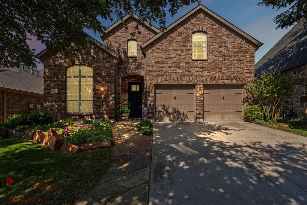 1229 Burnett Dr