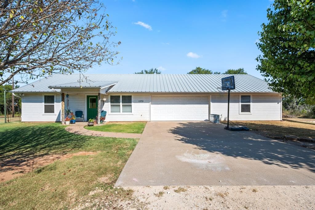1375 County Road 325