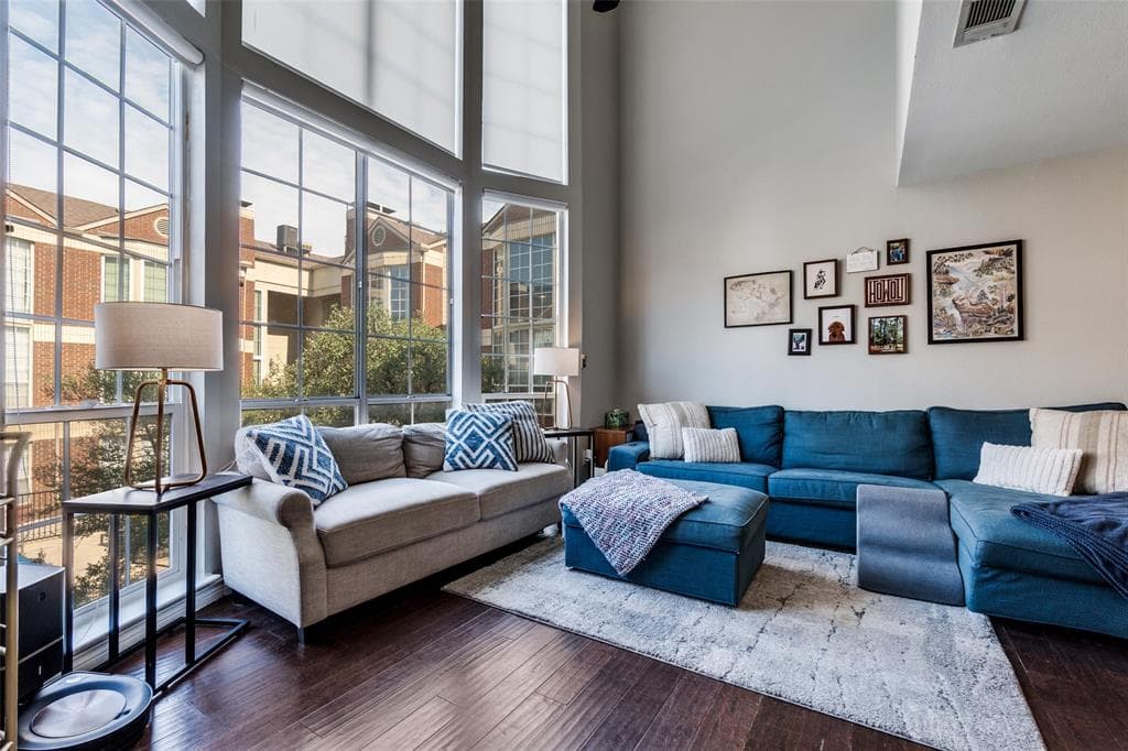 3100 Cole Ave Apt 213