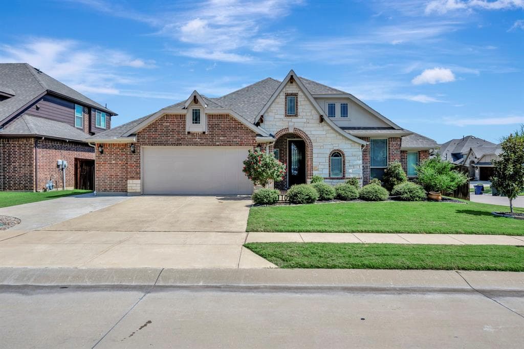 1102 Alderwood Dr