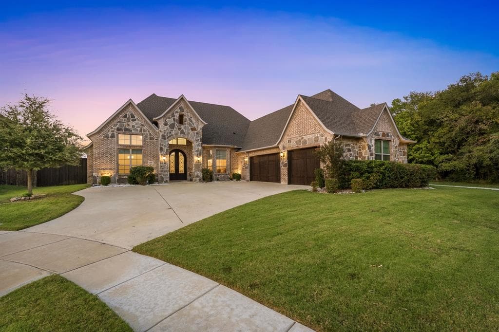 7907 Elaine Ct
